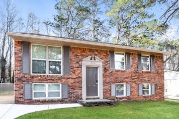 833 BRIAN LN FOREST PARK, GA 30297